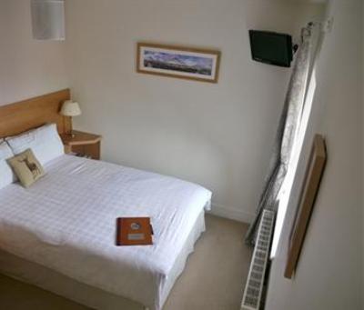 фото отеля Kildrummy Inn