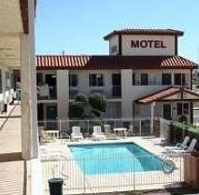 фото отеля Bridgewater Motel Lake Havasu City