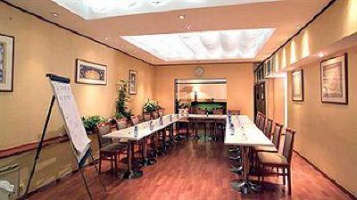 фото отеля Chelton Hotel