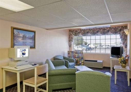 фото отеля Americas Best Value Inn and Suites-Fallon