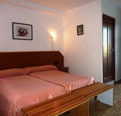 фото отеля Hostal Bienvenidos Santanyi