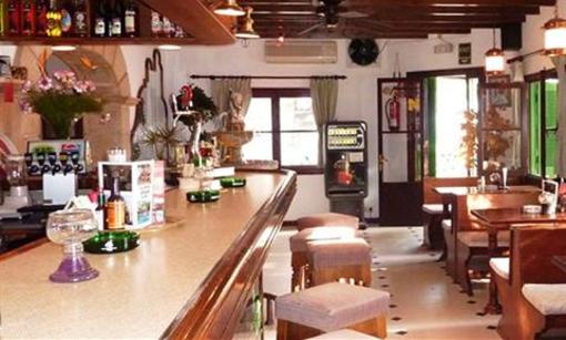 фото отеля Hostal Bienvenidos Santanyi
