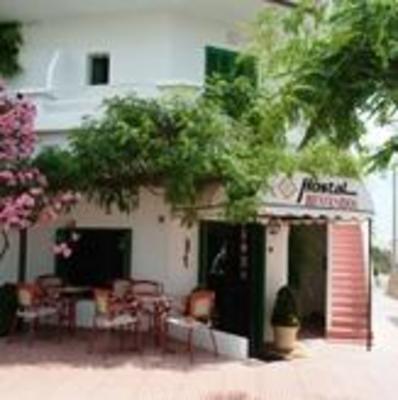 фото отеля Hostal Bienvenidos Santanyi