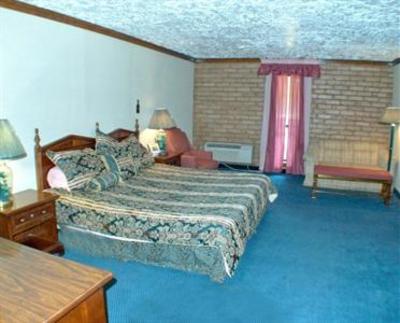 фото отеля Victorian Inn & Suites Nacogdoches