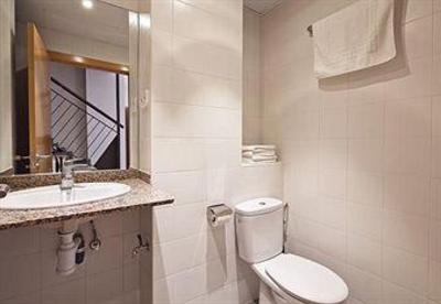 фото отеля Apartments Olimpic Village
