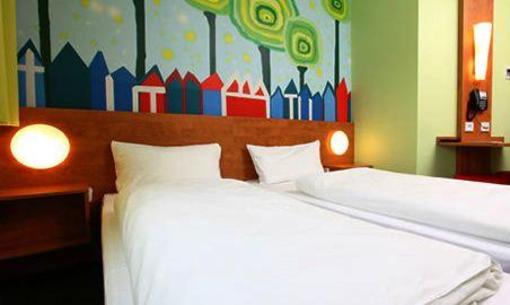 фото отеля B&B Hotel Darmstadt