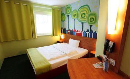 фото отеля B&B Hotel Darmstadt