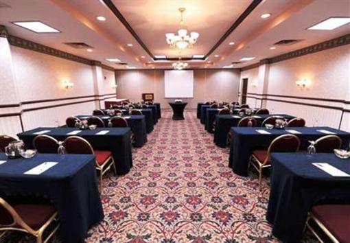 фото отеля Melville Marriott Long Island