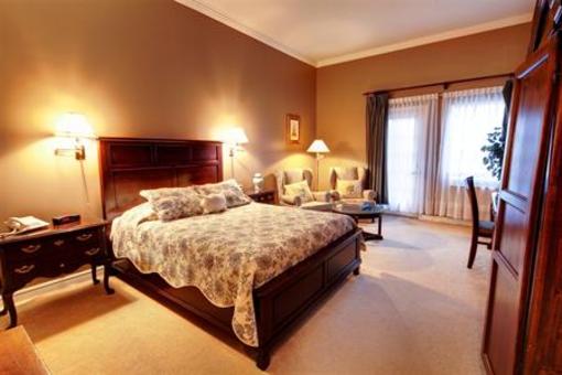 фото отеля The Woodlawn Inn