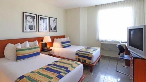 фото отеля Comfort Inn Real San Miguel