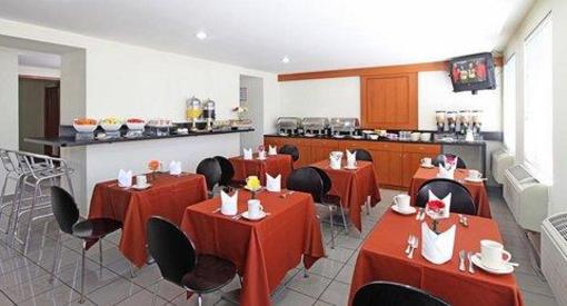 фото отеля Comfort Inn Real San Miguel
