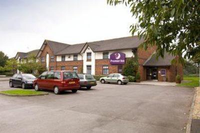 фото отеля Premier Inn Taunton East