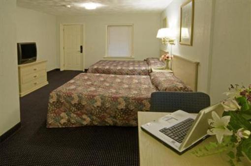 фото отеля Americas Best Value Inn North Kingstown