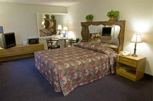 фото отеля Americas Best Value Inn North Kingstown