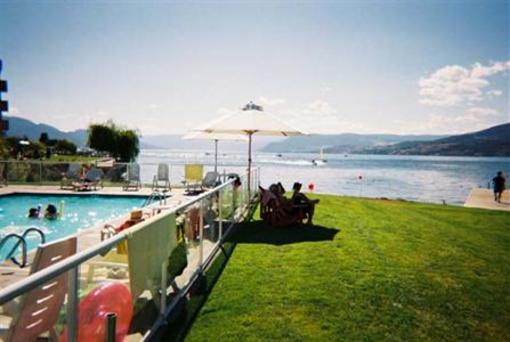 фото отеля Kelowna Lakeshore Inn