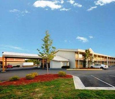 фото отеля Quality Inn Fredericksburg (Virginia)