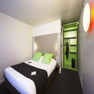 фото отеля Campanile Hotel La Verriere