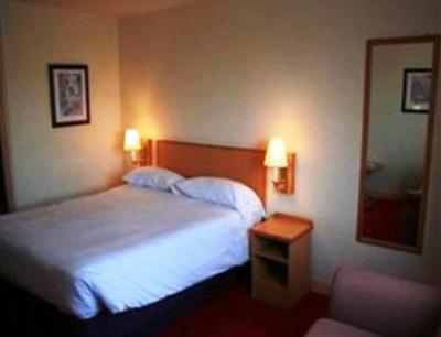 фото отеля Days Inn Tewkesbury Strensham