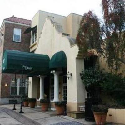 фото отеля Historic Hotel Chester Starkville