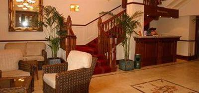 фото отеля Westenra Arms Hotel