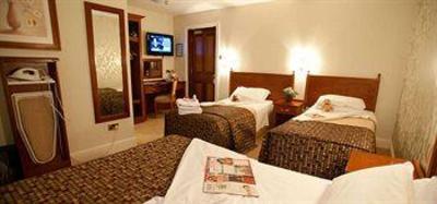 фото отеля Westenra Arms Hotel