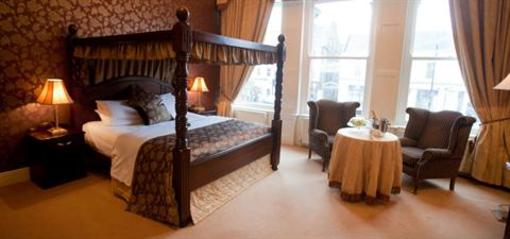фото отеля Westenra Arms Hotel