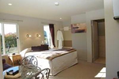 фото отеля Blue Ridge Boutique Bed & Breakfast Te Anau