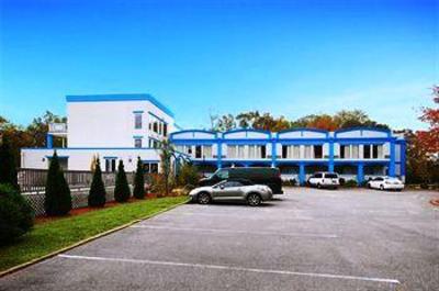 фото отеля Econo Lodge Inn & Suites Old Saybrook