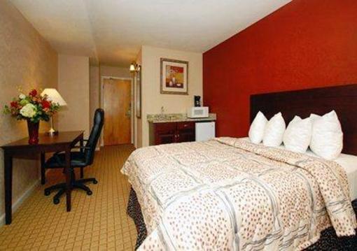 фото отеля Econo Lodge Inn & Suites Old Saybrook