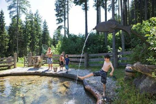 фото отеля Feriendorf Holzlebn