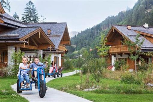 фото отеля Feriendorf Holzlebn