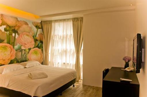 фото отеля V Garden Hotel