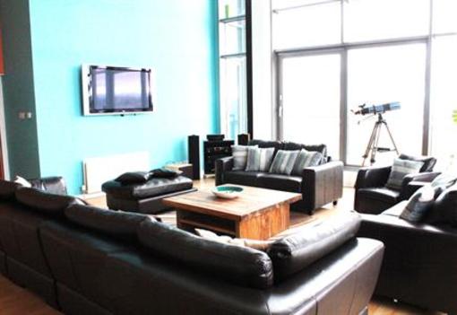 фото отеля Edinburgh Penthouse Accommodation