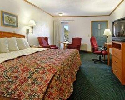 фото отеля Days Inn Kansas City-Worlds of Fun