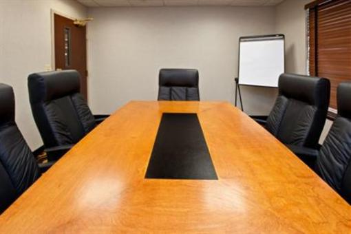 фото отеля Holiday Inn Express Hotel & Suites Greenwood