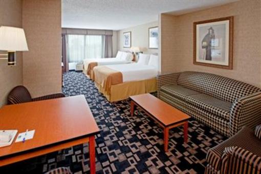 фото отеля Holiday Inn Express Hotel & Suites Greenwood