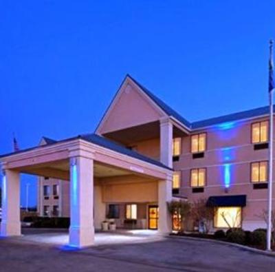 фото отеля Holiday Inn Express Brownwood