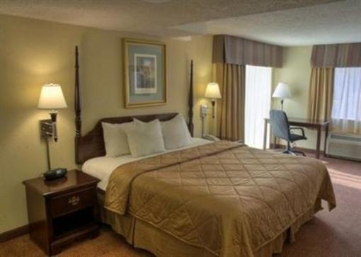 фото отеля Comfort Inn and Suites Raleigh