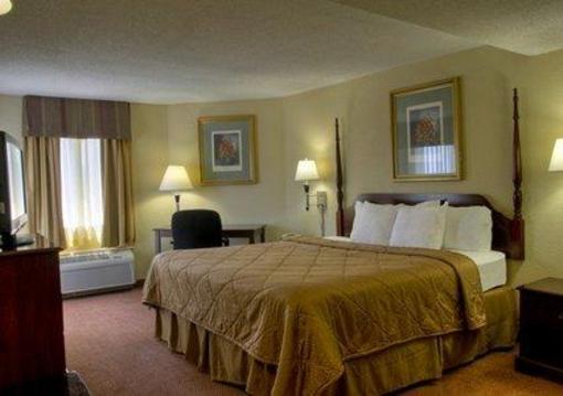 фото отеля Comfort Inn and Suites Raleigh