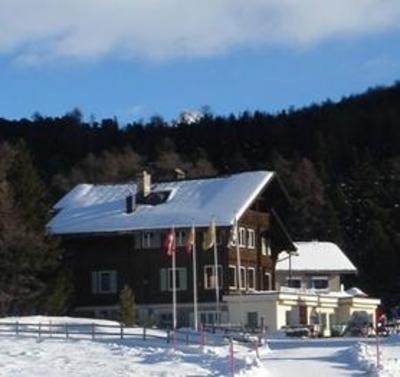 фото отеля Hotel Restorant Lej da Staz