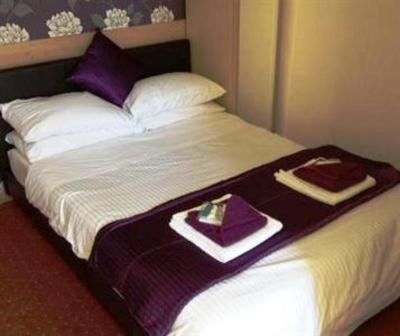 фото отеля The Carlton Blackpool