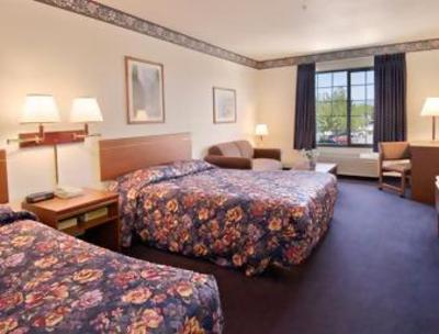 фото отеля Days Inn & Suites Vancouver