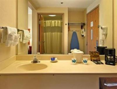 фото отеля Baymont Inn and Suites Chattanooga