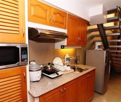 фото отеля Uptown Condotel