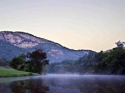 фото отеля Glenburn Lodge Muldersdrift
