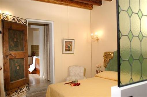 фото отеля Alloggi Alla Rivetta Hotel Venice
