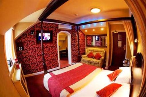 фото отеля Best Western Rogerthorpe Manor Hotel Pontefract