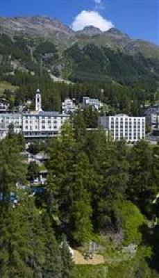 фото отеля Hotel Saratz