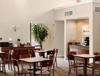 фото отеля Days Inn And Suites Memphis
