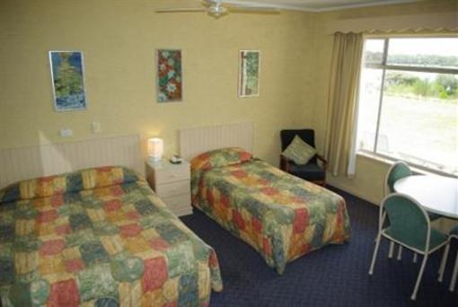 фото отеля Lakeview Motel and Apartments Robe